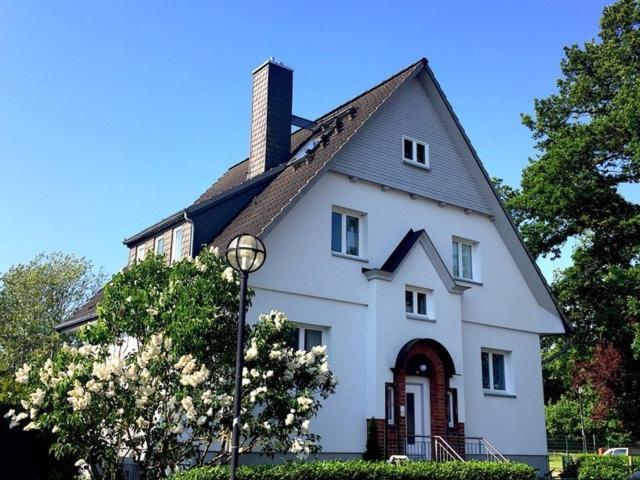 Bootshaus/ Holzdeck Apartamento Rostock Exterior foto
