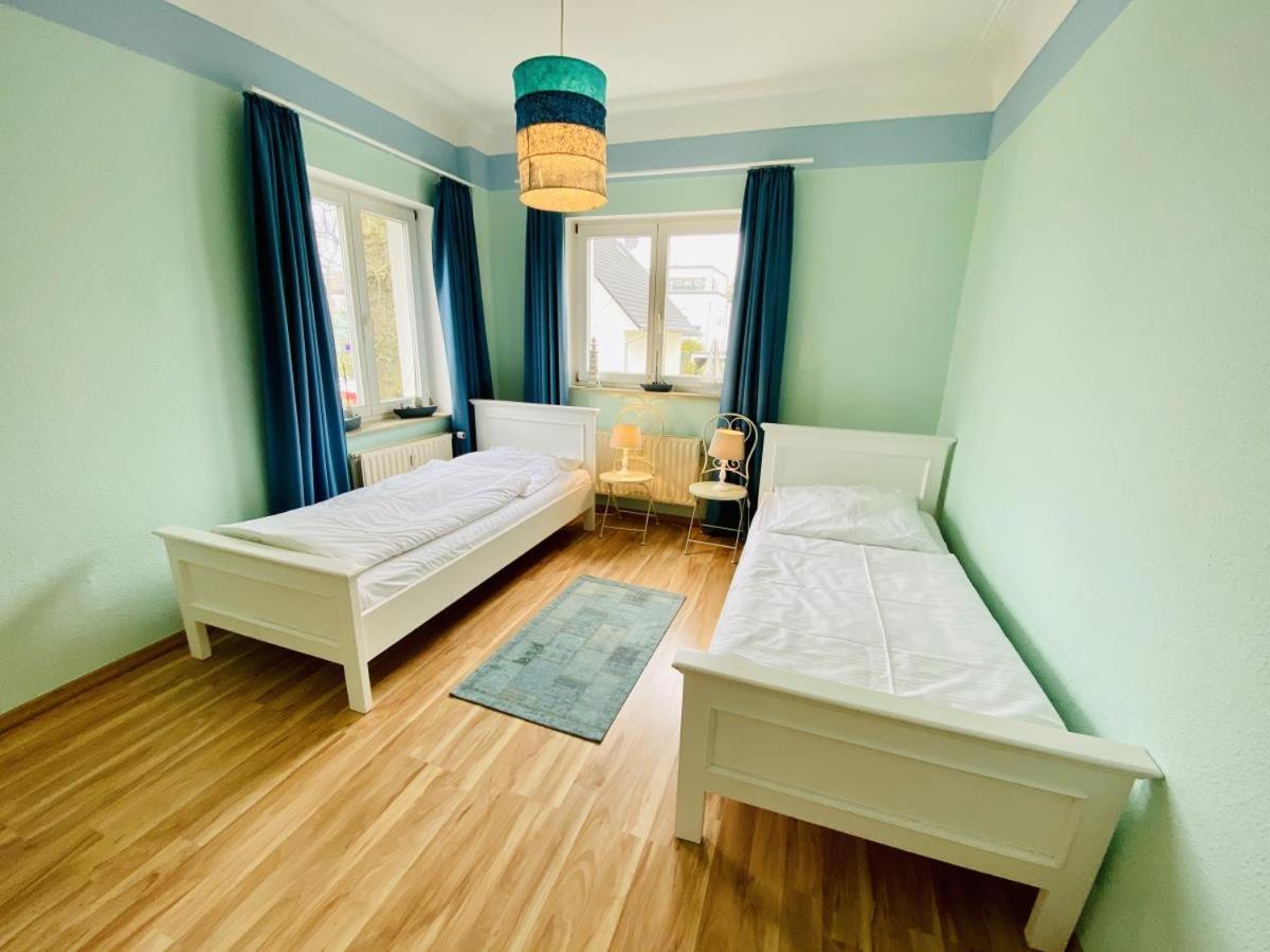 Bootshaus/ Holzdeck Apartamento Rostock Exterior foto